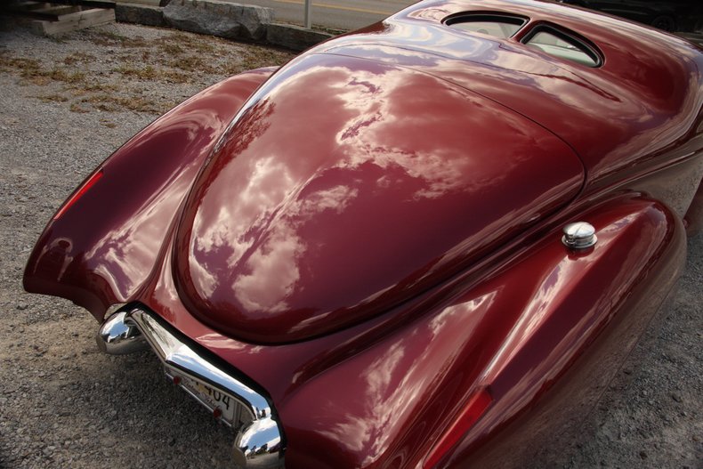 Classic Vintage Car Accessories.